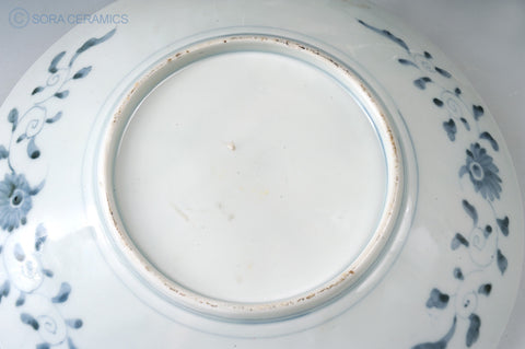 Imari large plate, polychrome
