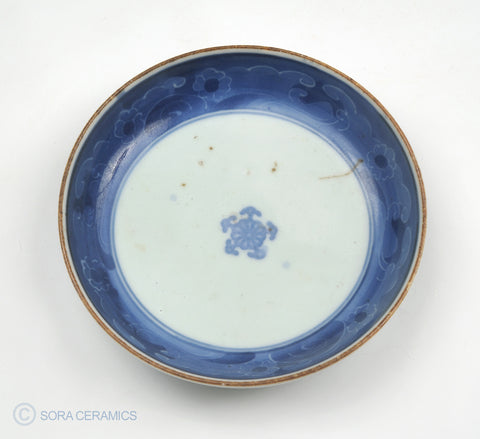 old Imari dish, deep blue banded rim on white