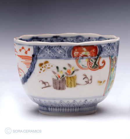 Imari choko cup polychrome designs, blue and white