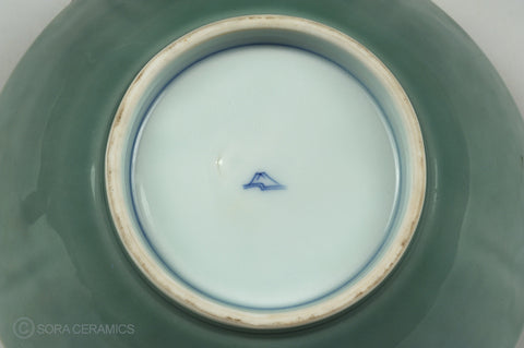 Imari bowl, large, celadon with central design